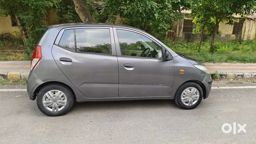 Hyundai I10 Cng/petrol Well Maintained