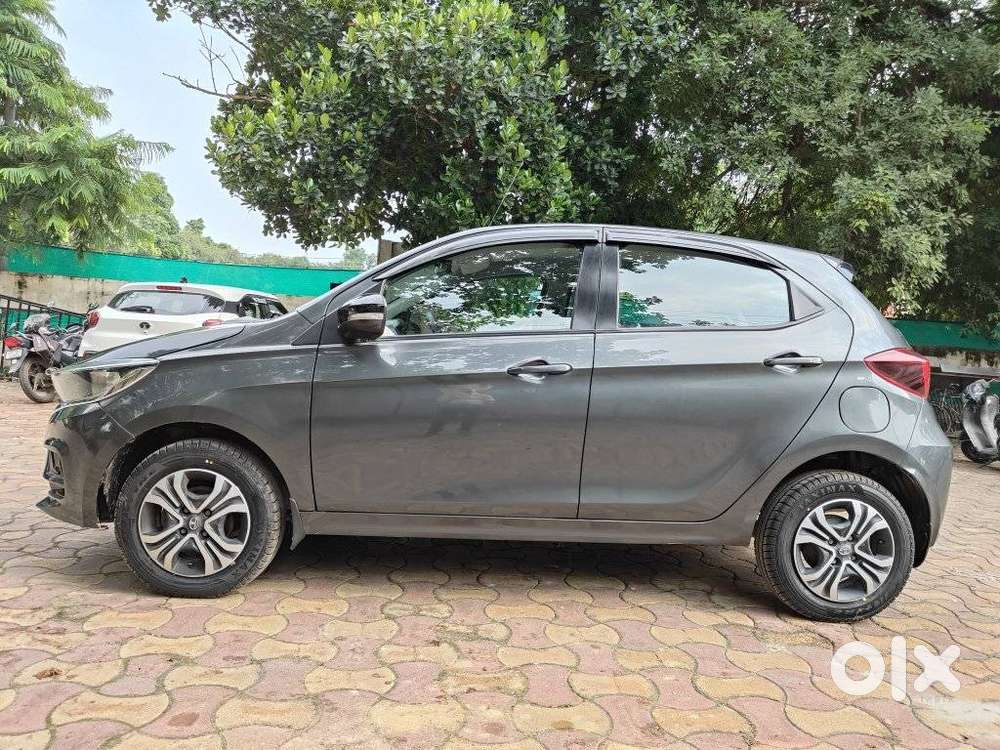 Tata Tiago 1.2 Revotron Xt Cng, 2022, Cng & Hybrids