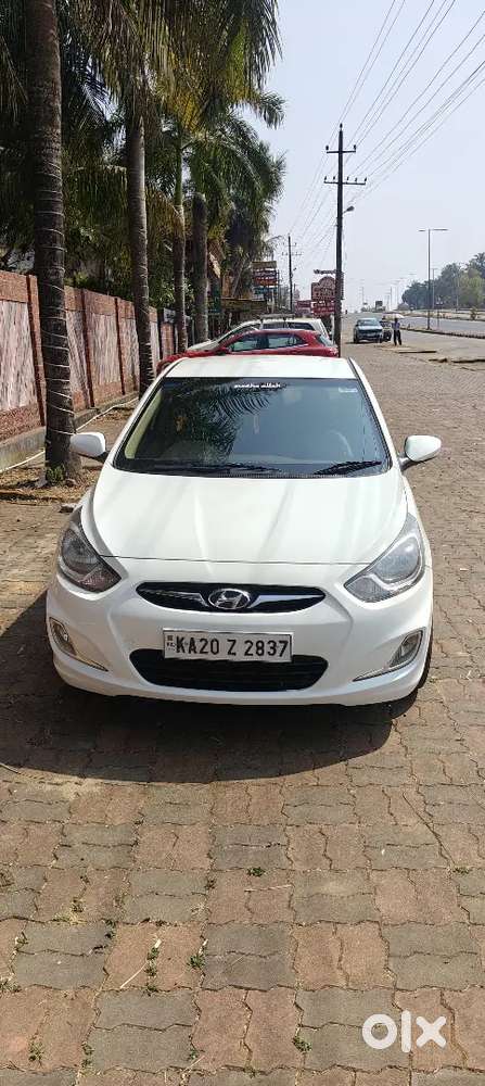 Hyundai Verna 1.6 Crdi 2013 Manual
