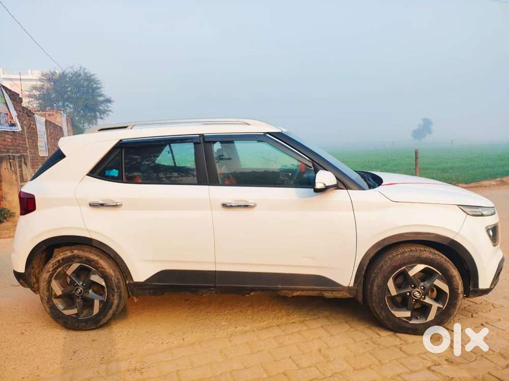 Hyundai Venue 2019 Diesel Well Maintained