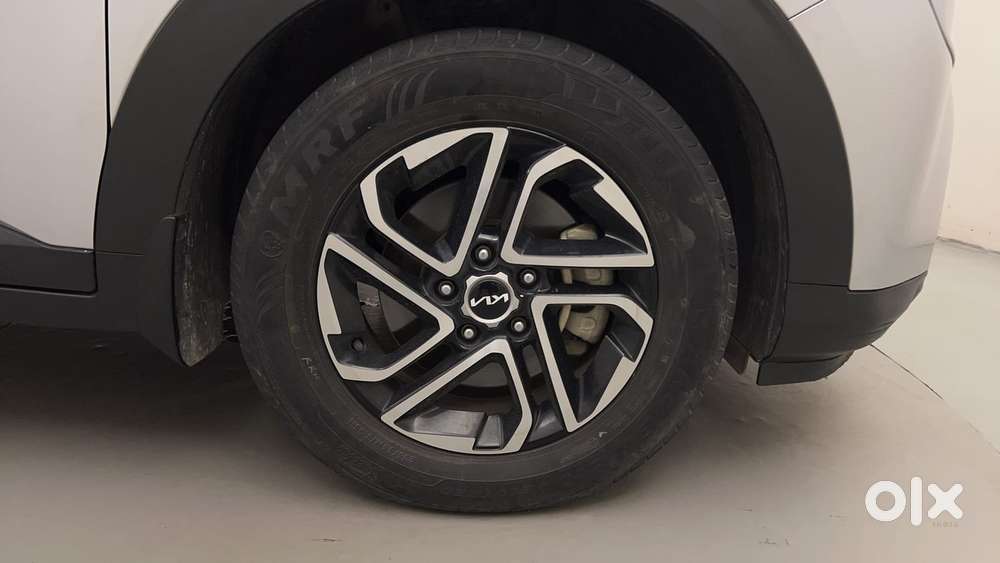 Kia Carens 1.5 Luxury Plus Diesel At 7 Str, 2023, Diesel