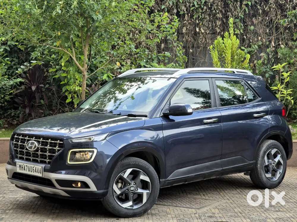 Hyundai Venue 2020 Petrol Well Maintained Brand New Tyres