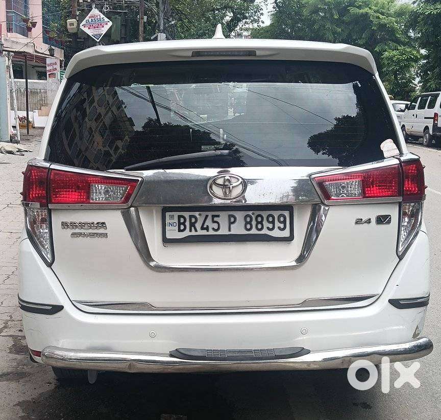 Toyota Innova Crysta 2.4 V, 2018, Diesel