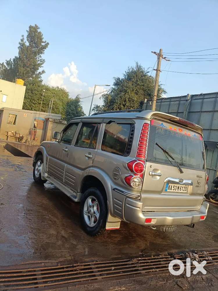 Mahindra Scorpio 2007 Diesel Silver  5 Yrs Passing  1-year Insurance