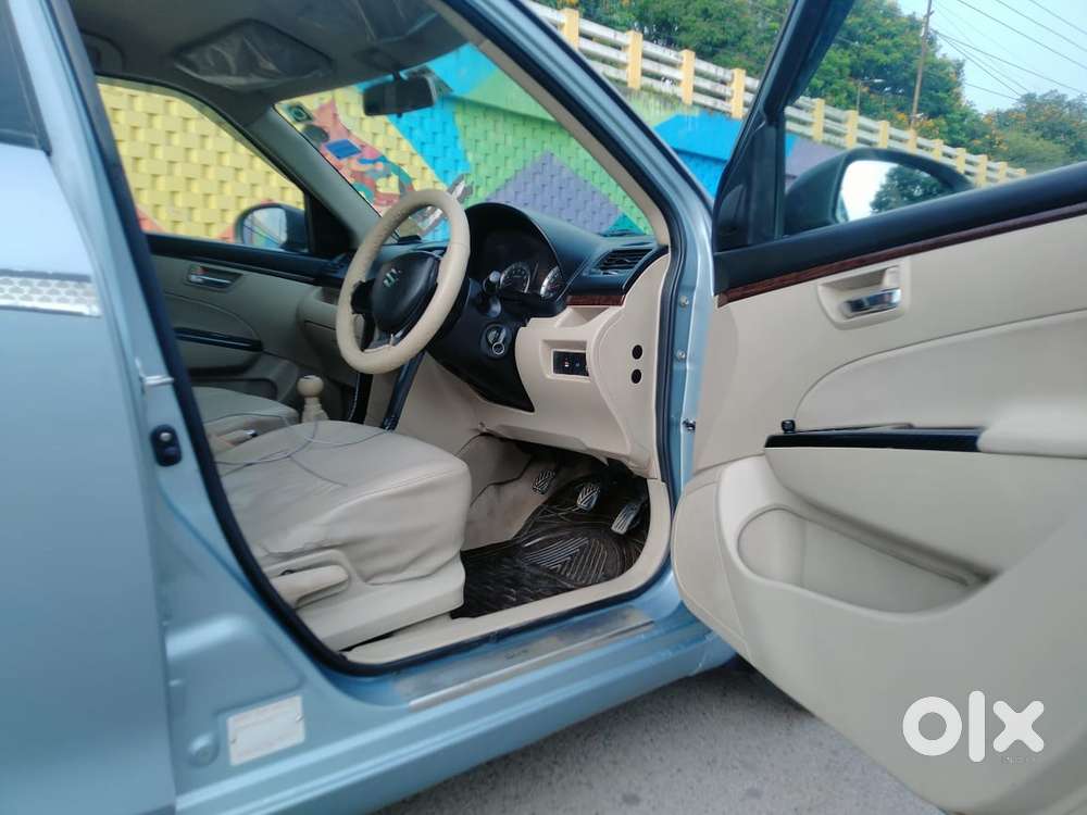 Maruti Suzuki Swift Dzire 1.2 Vxi Bsiv, 2013, Petrol