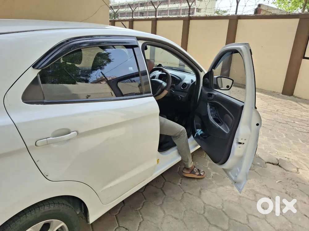 Ford Figo 2016 Petrol 69000 Km Driven