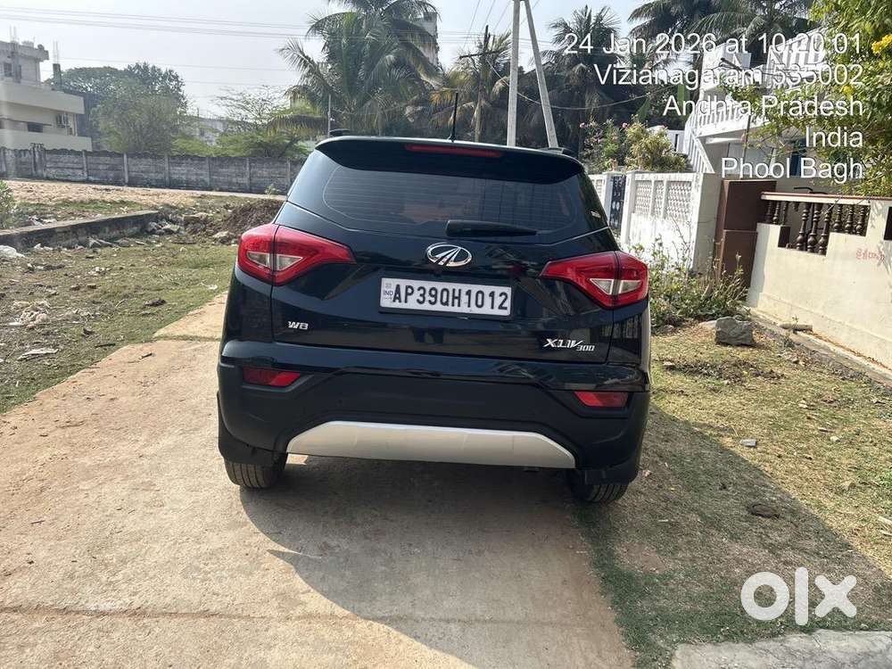 Mahindra Xuv300 2022 Black Clour