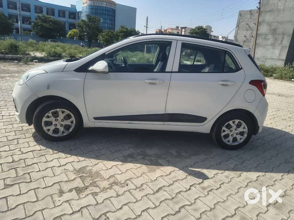 Hyundai Grand I10 2016 Petrol Well Maintained