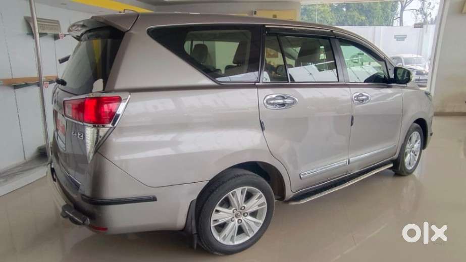 Toyota Innova Crysta 2.4 V 7 Str, 2019, Diesel