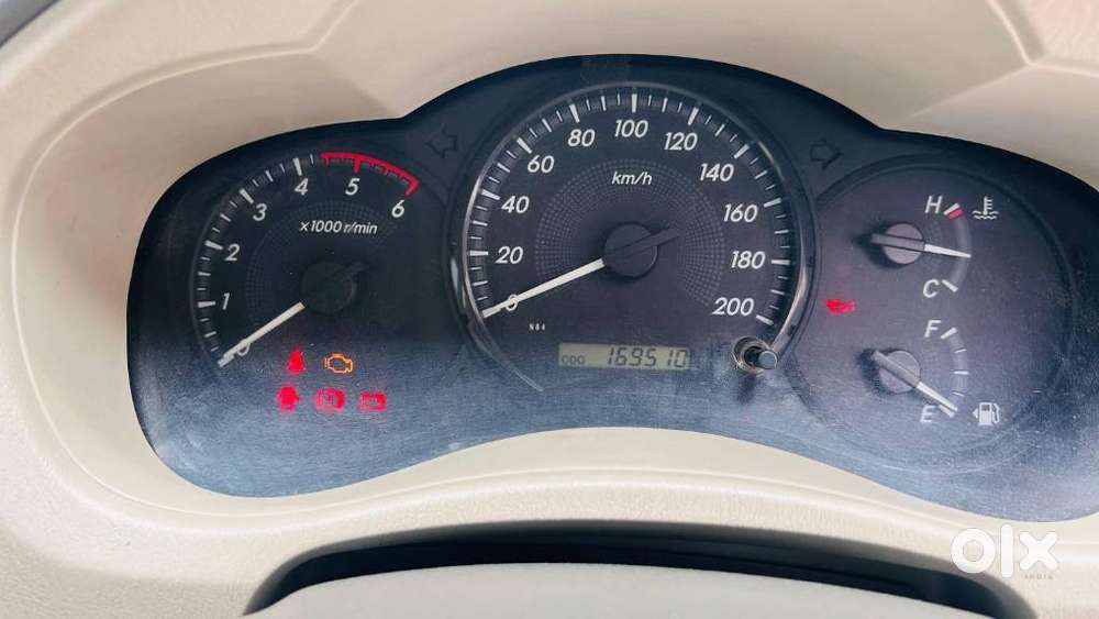 Toyota Innova 2.5 Gx 8 Seater Limited Edition, 2013, Diesel