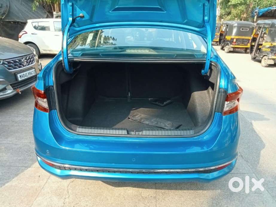 Skoda Slavia Style 1.0l Tsi At, 2023, Petrol