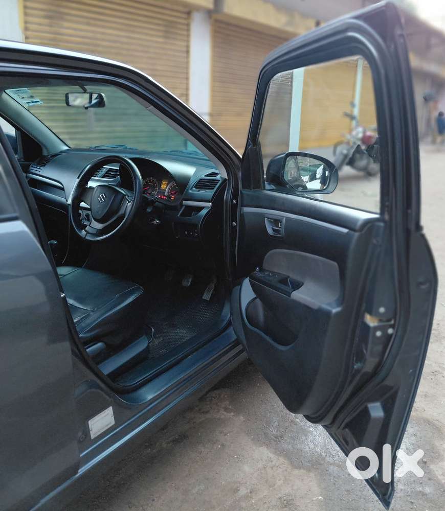 Maruti Suzuki Swift Vxi Optional, 2015, Petrol