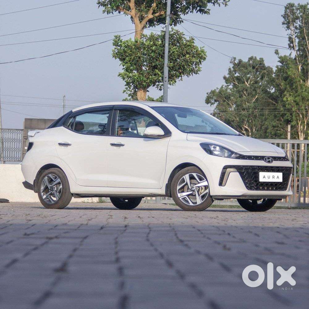 Hyundai Aura 1.2 Sx Cng, 2024, Petrol