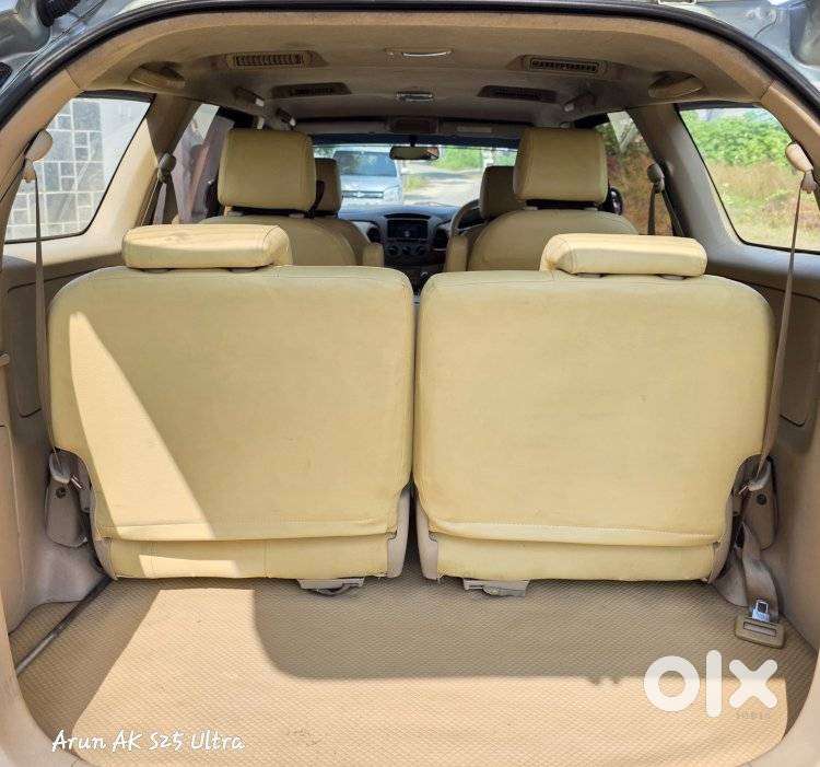 Toyota Innova 2009-2011 2.5 E 8 Str, 2008, Diesel