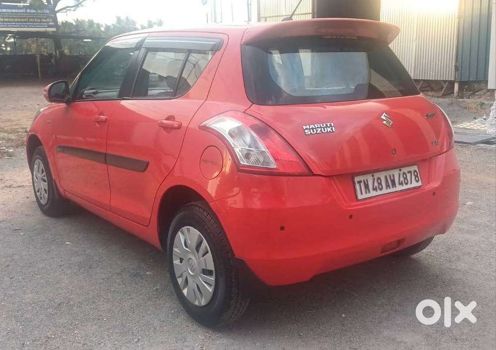 Maruti Suzuki Swift Vxi Optional, 2016, Petrol