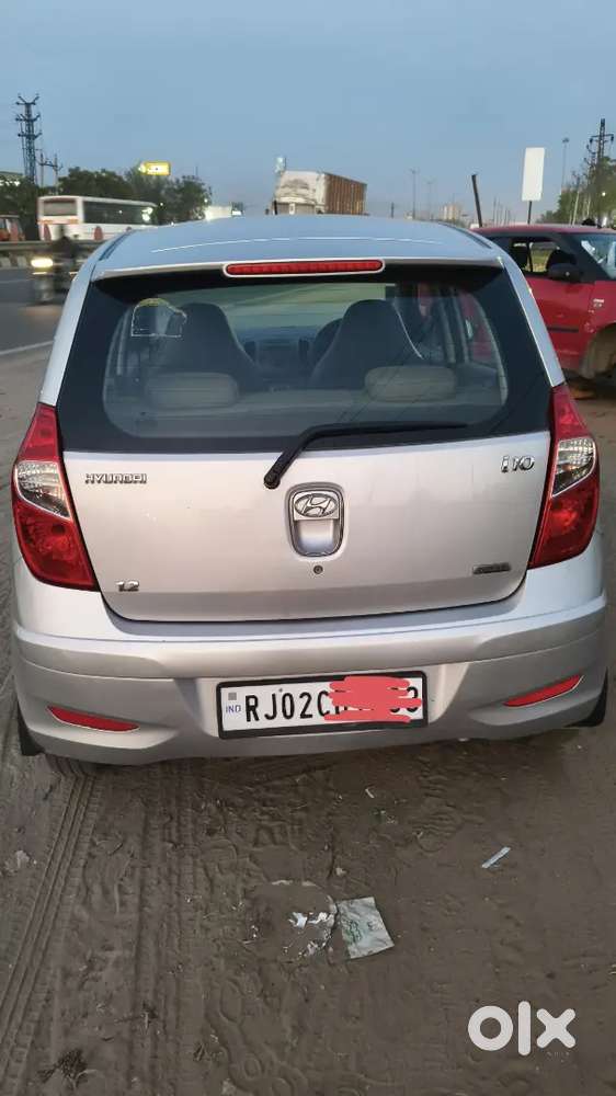 Hyundai I10 1.2 Sportz 2011
