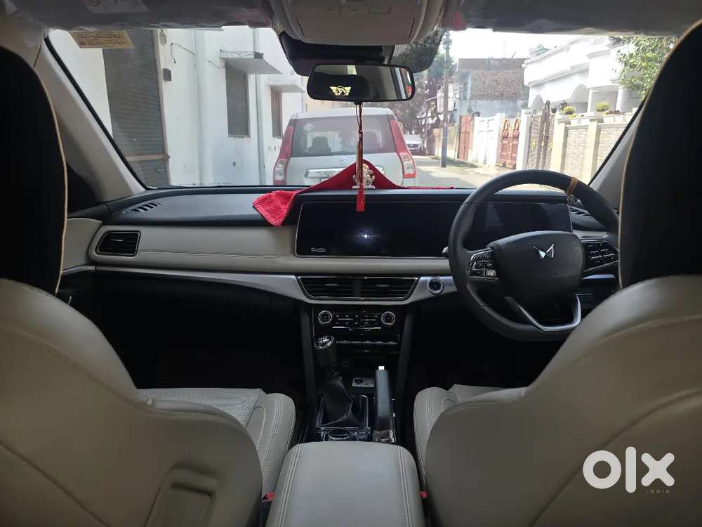 Mahindra Xuv700 Diesel Manual 2025