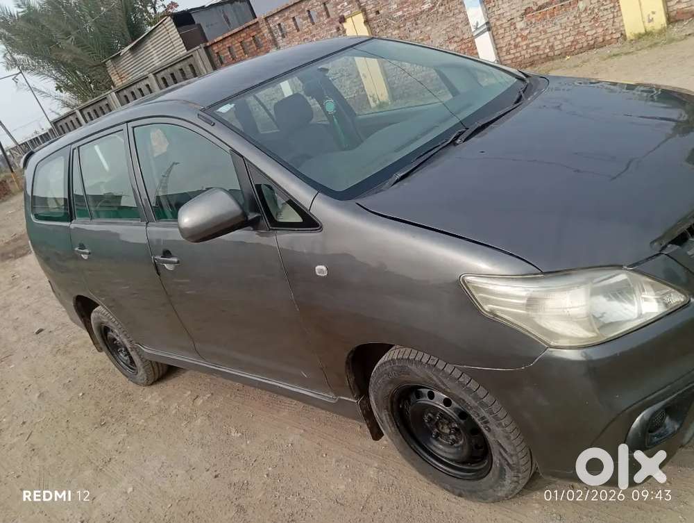 Toyota Innova 2012 Diesel 190000 Km Driven