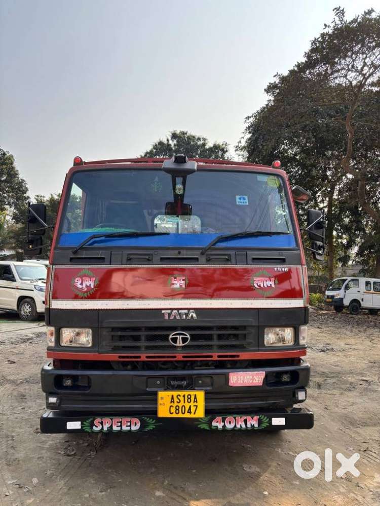 Tata Safari Accomplished Plus Dual Tone, 2024, Diesel