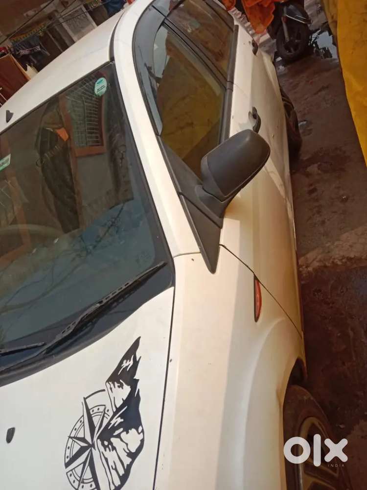 Paise Ki  Jarurat Hai