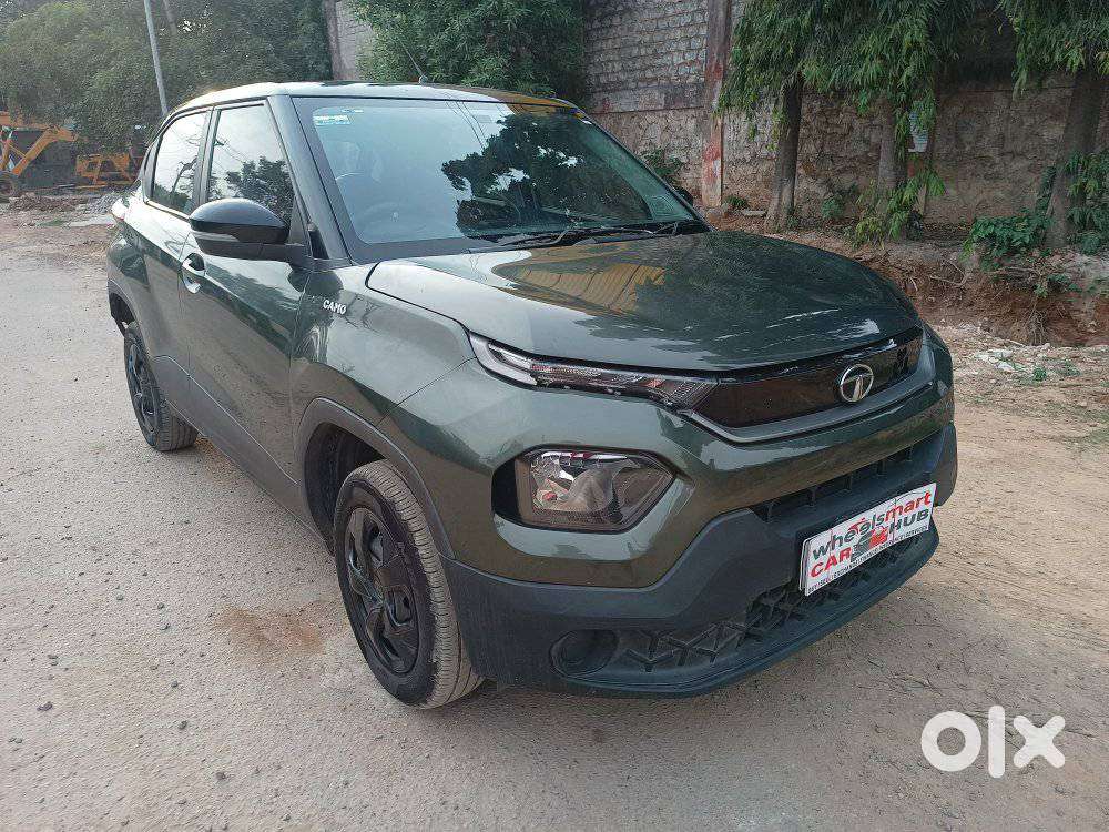 Tata Punch 1.2 Revotron Adventure Camo, 2022, Petrol