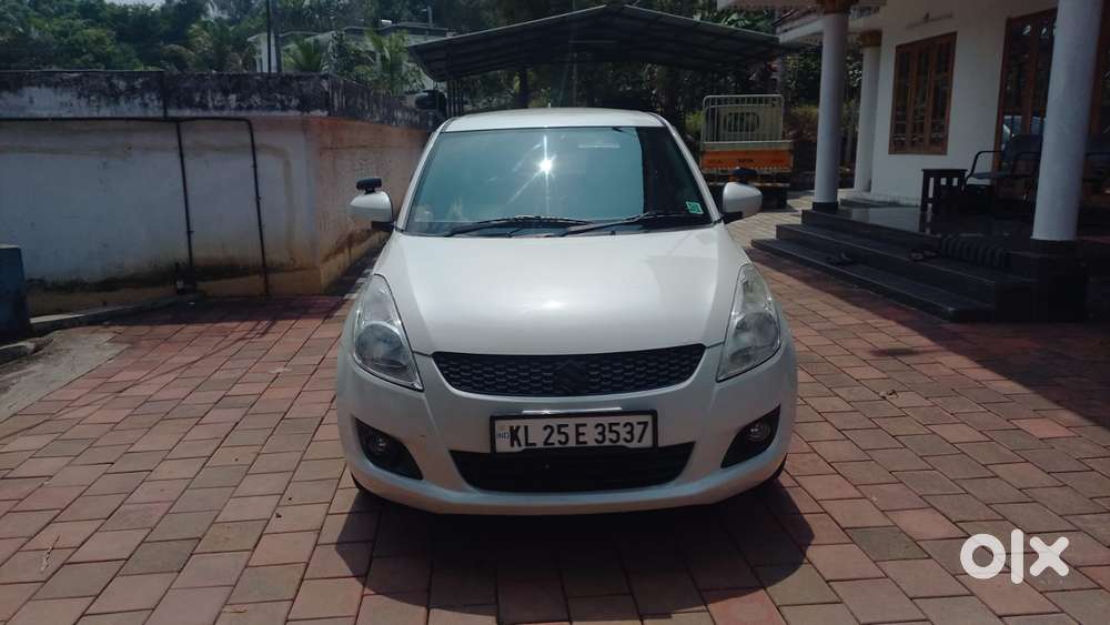 Maruti Suzuki Swift 1.2 Abs, 2013, Petrol