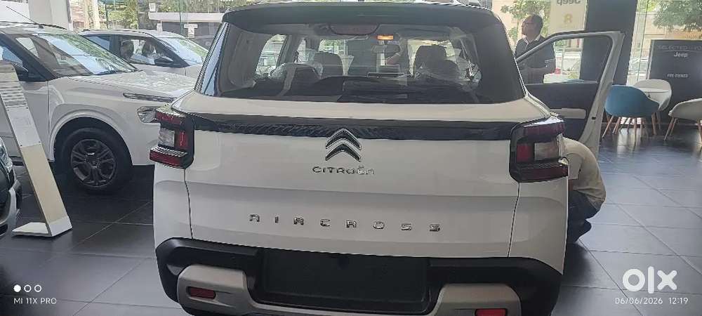 Brand New Like-new Citro&euml;n Aircross Turbo Max (5-seater) 175 Km Driven