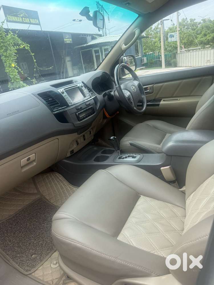 Toyota Fortuner 3.0 4x2 Automatic, 2014, Diesel