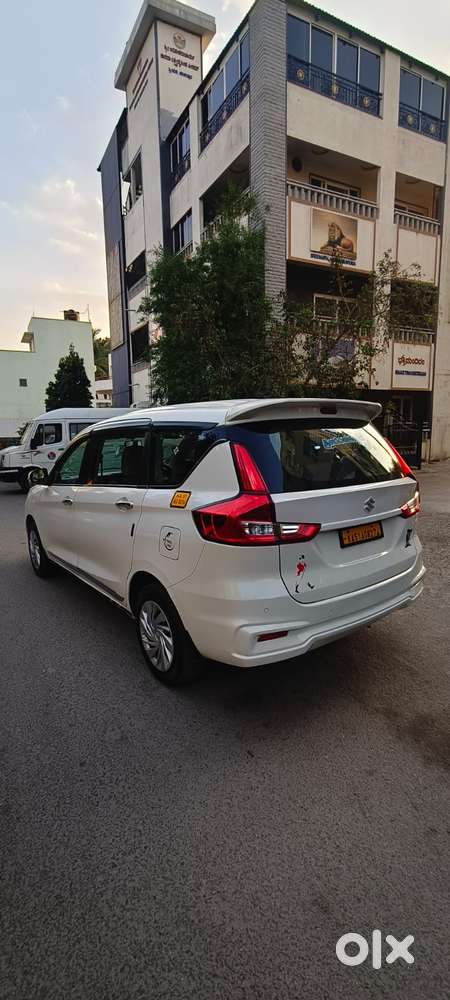 Maruti Suzuki Ertiga 2022-2023 Vxi Cng, 2022, Cng & Hybrids