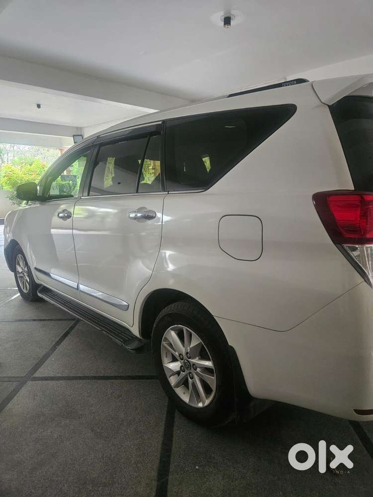 Toyota Innova Crysta 2.4 V 7 Str, 2019, Diesel