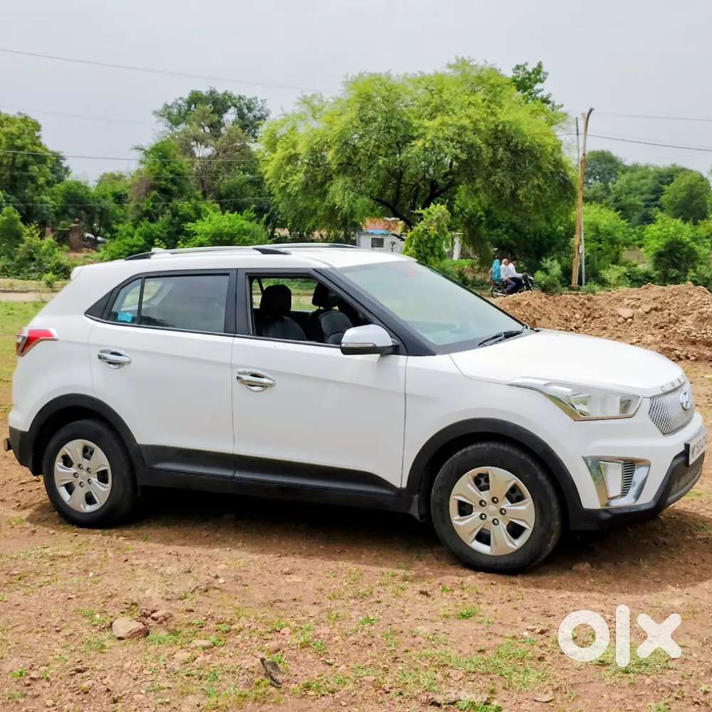 Doctor's Single Hand Driven Creta Diesel In Showroom Condition