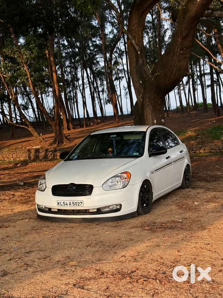 Hyundai Verna 2009 Diesel 150000 Km Driven