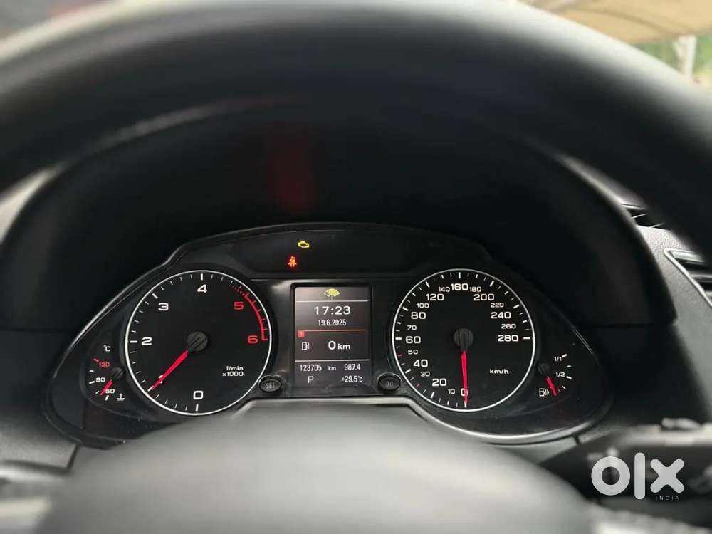 2013 Model Audi Q5 2.0 Tdi Premium Plus Sunroof Single Ownership