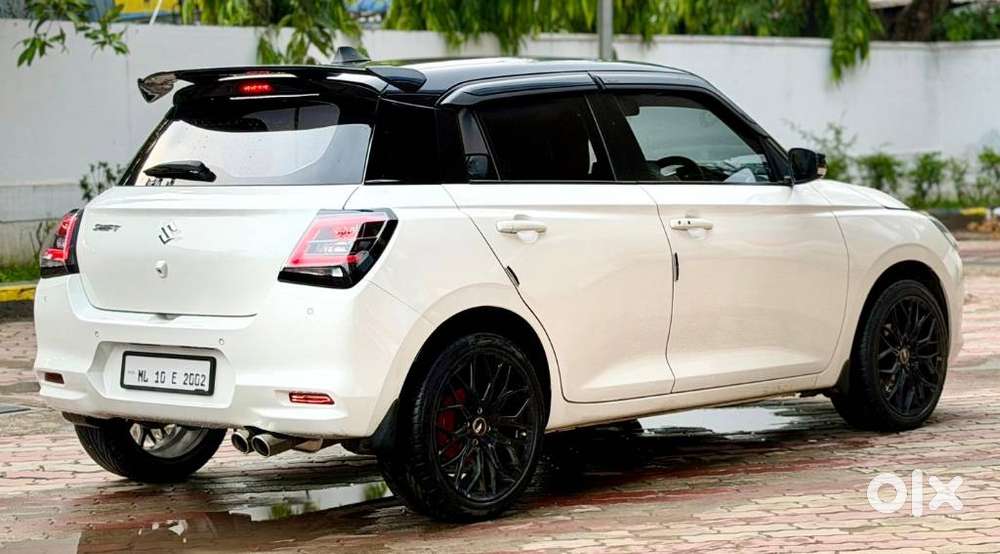 Maruti Suzuki Swift Zxi Plus Dual Tone, 2024, Petrol