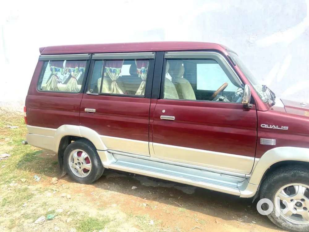 Toyota Qualis 2004 Diesel Well Maintained