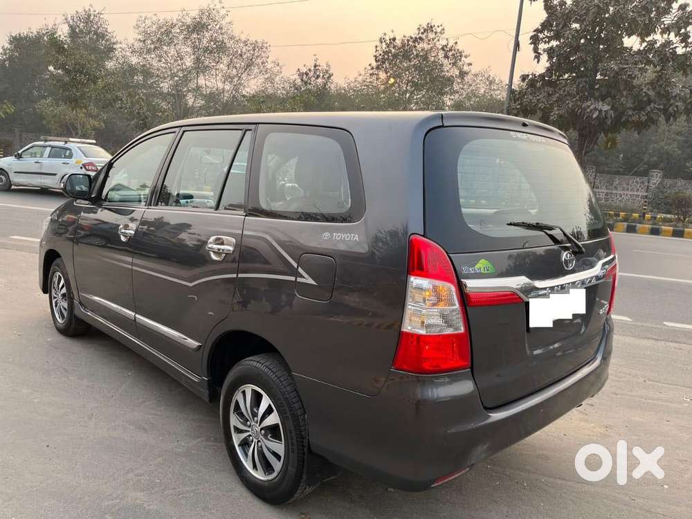 Toyota Innova 2.5 Zx 7 Str Bs-iv, 2015, Diesel