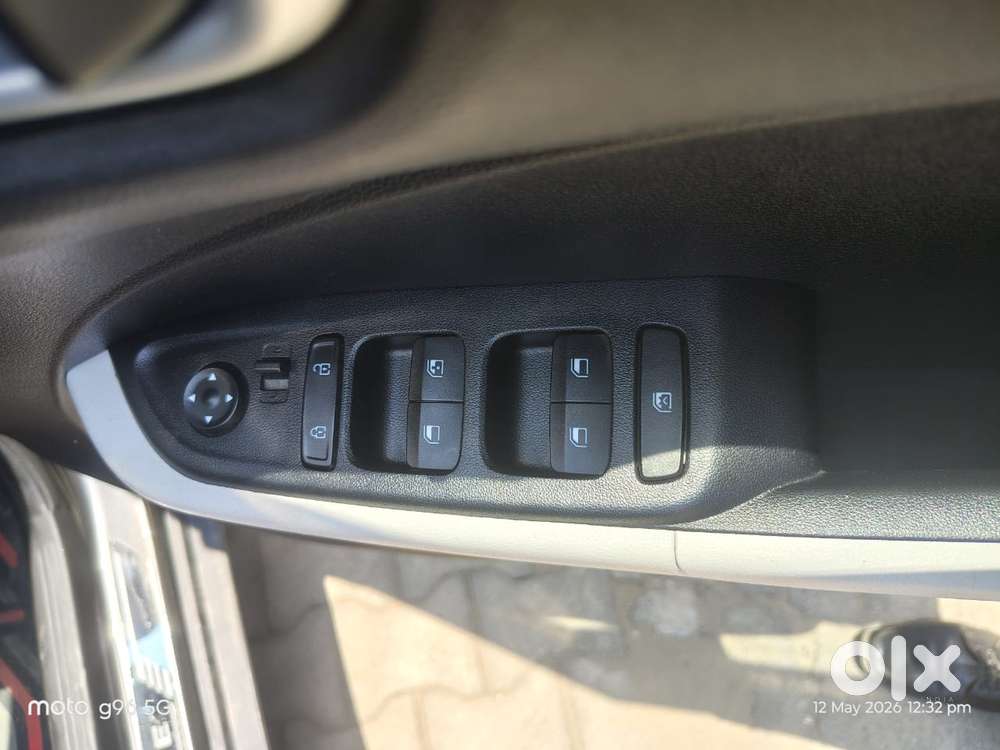 Hyundai Venue S 1.2 Petrol, 2024, Petrol