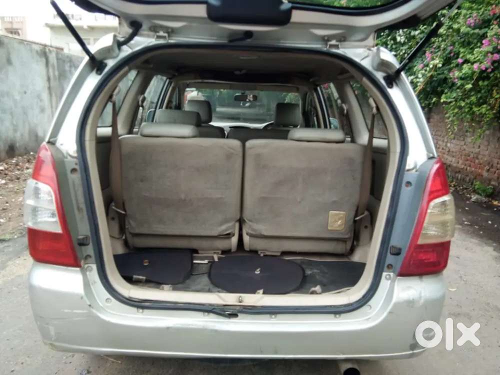 Toyota Innova G 8 Seater Model 12-2005 Diesel Good Condition For Sale