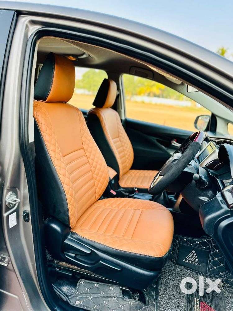 Toyota Innova Crysta 2.4 V, 2016, Diesel