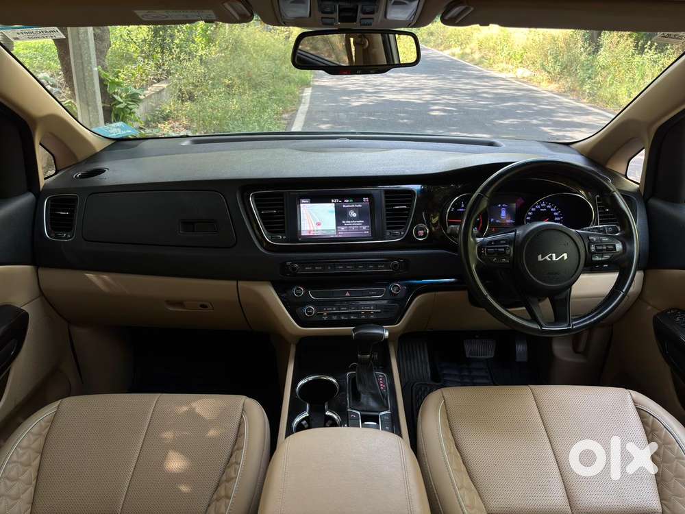 Kia Carnival Limousine Plus 7 Str, 2022, Diesel