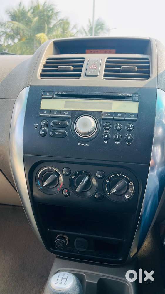 Maruti Suzuki Sx4 2007-2012 Vxi Bsiv, 2011, Petrol
