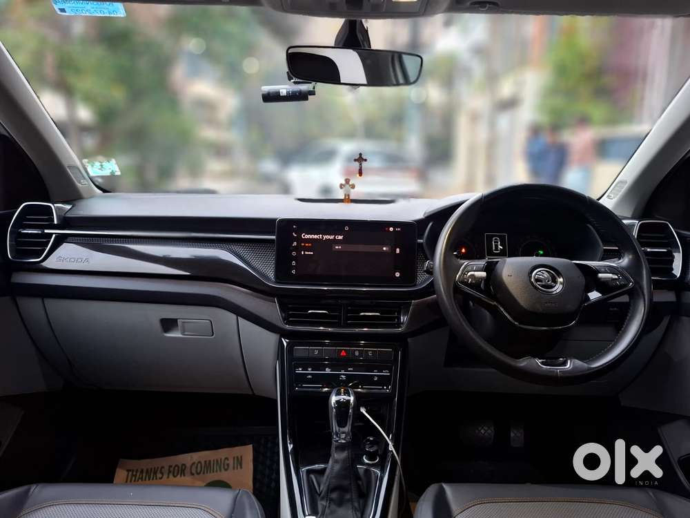 Skoda Kushaq 1.0 Tsi Style At, 2022, Petrol