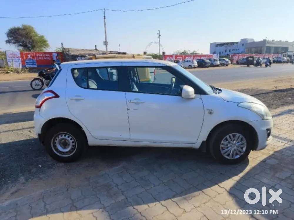 Maruti Suzuki Swift 2016