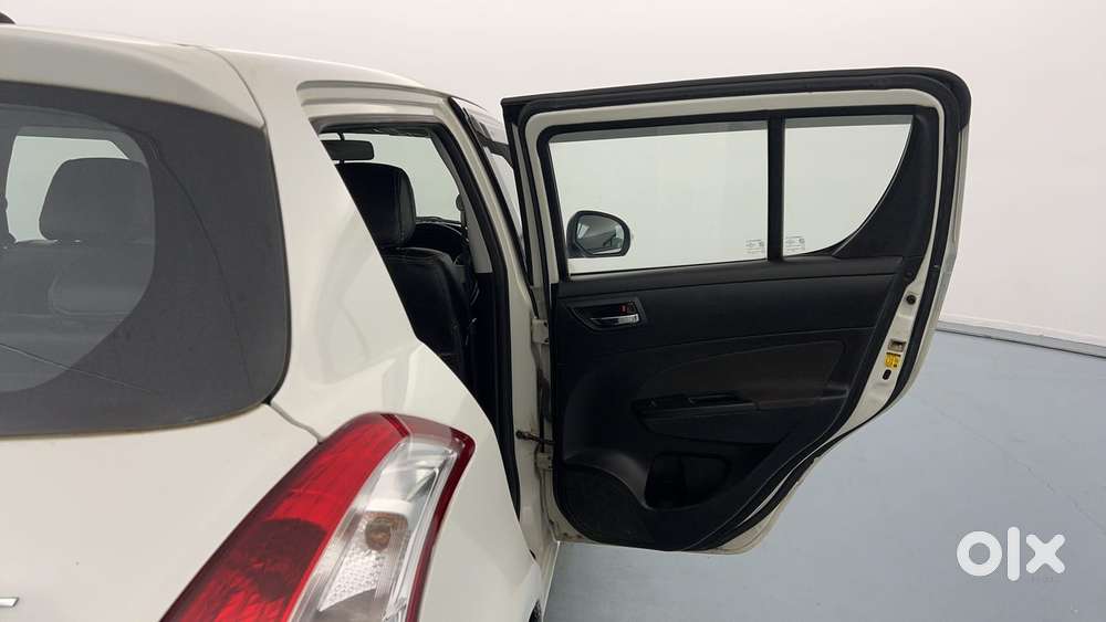Maruti Suzuki Swift Vvt Vxi, 2014, Petrol