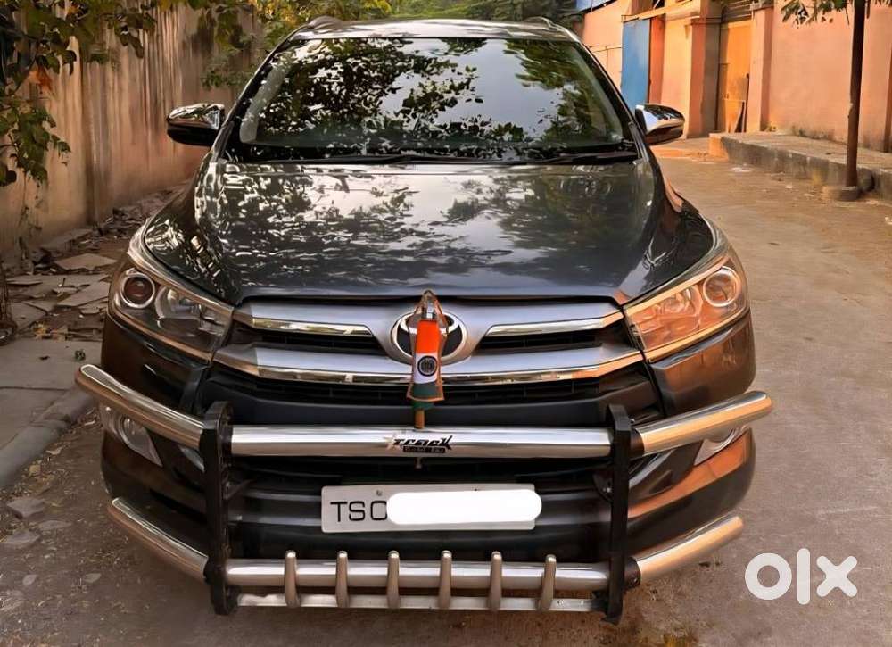 Toyota Innova Crysta 2.4 V 8 Str, 2018, Diesel