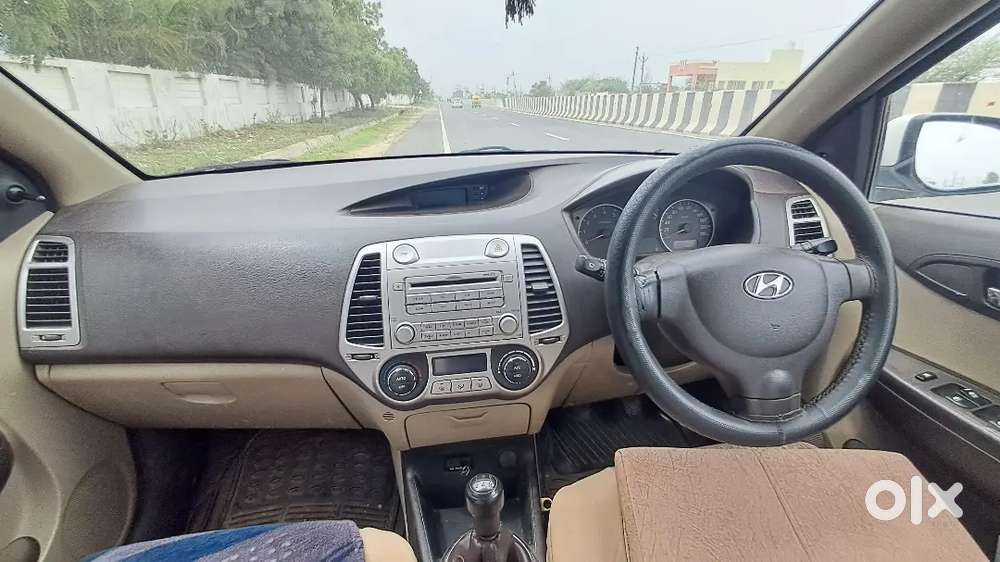 Hyundai New I20 Magna 2011