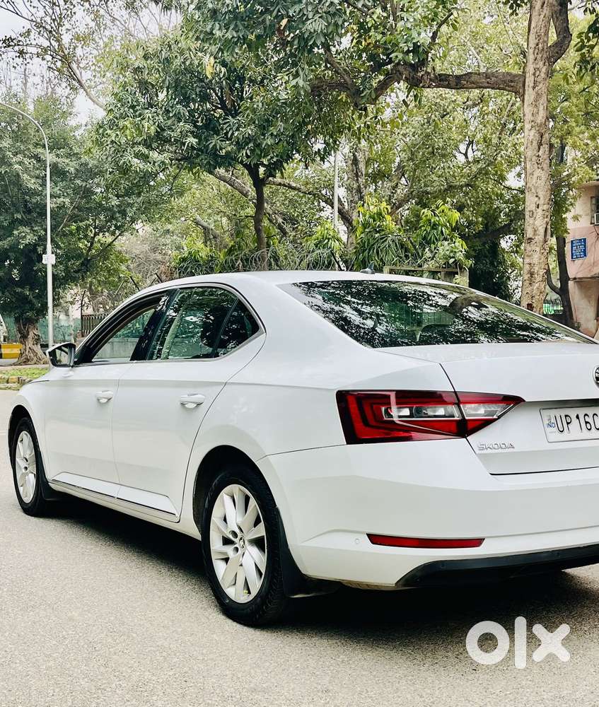 Skoda Superb L&k 2.0 Tdi At, 2019, Diesel