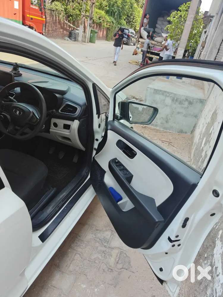Tata Altroz 2023 Variant