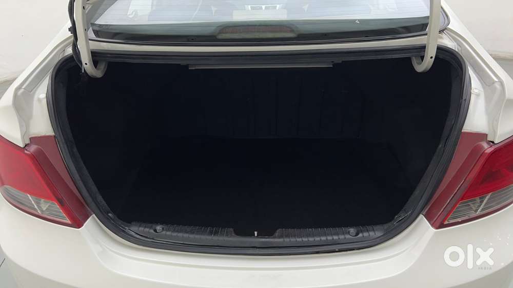 Hyundai Verna Fluidic 1.6 Vtvt Sx, 2016, Petrol