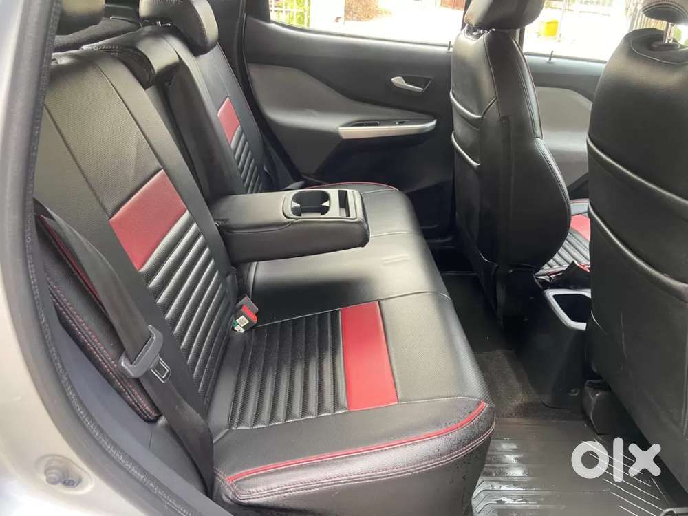 Nissan Magnite 1.0 Xv Premium, 2021, Petrol